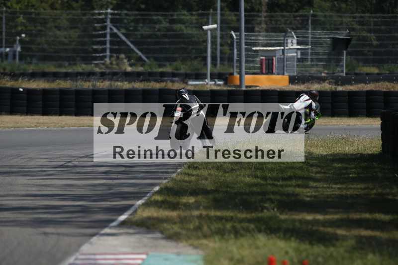 /Archiv-2023/28 05.06.2023 Moto Club Anneau du Rhin/vert-medium/11